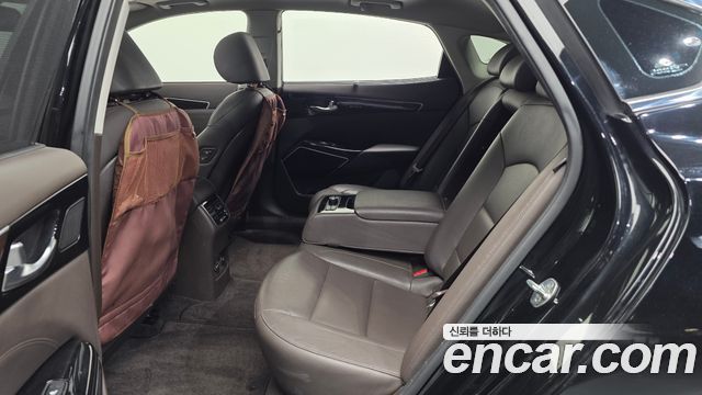 Kia K7 2018 — photo 12