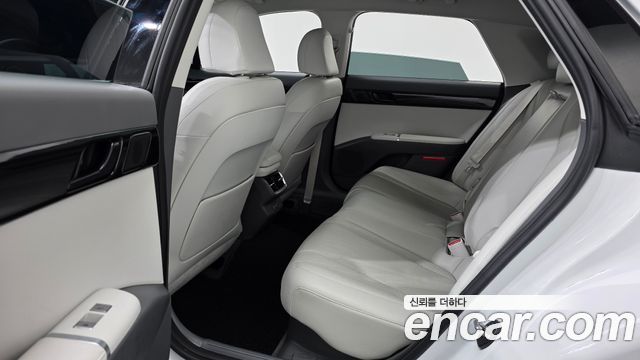 Hyundai Grandeur 2023 — photo 18