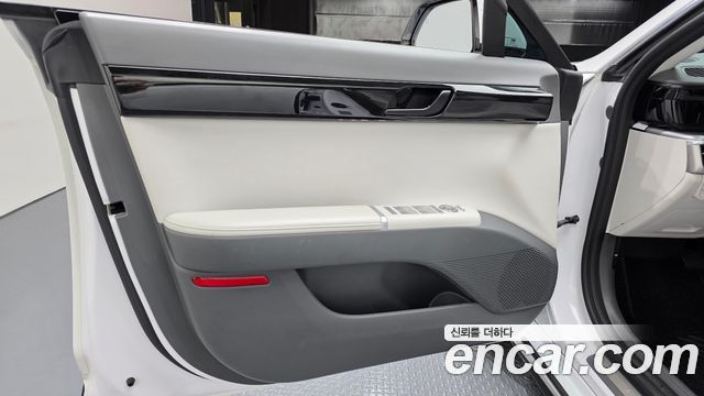 Hyundai Grandeur 2023 — photo 14
