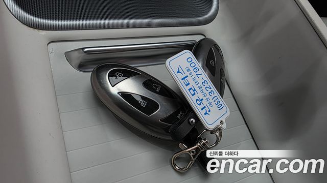 Hyundai Grandeur 2023 — photo 32