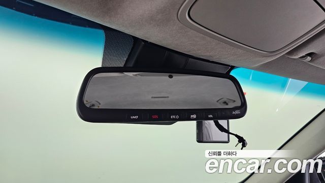 Kia K7 2020 — photo 28