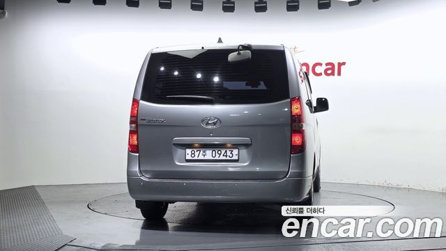 Hyundai Starex 2017 — photo 4