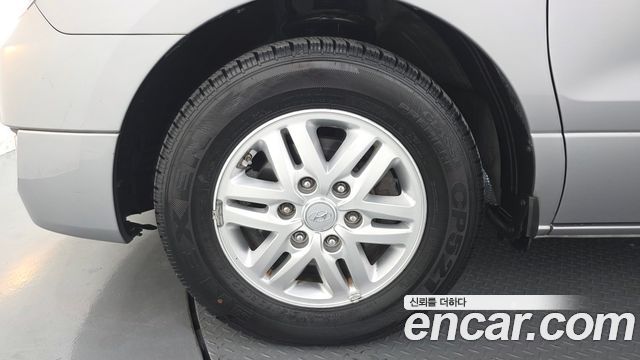 Hyundai Starex 2017 — photo 5