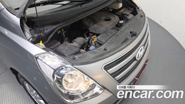 Hyundai Starex 2017 — photo 6
