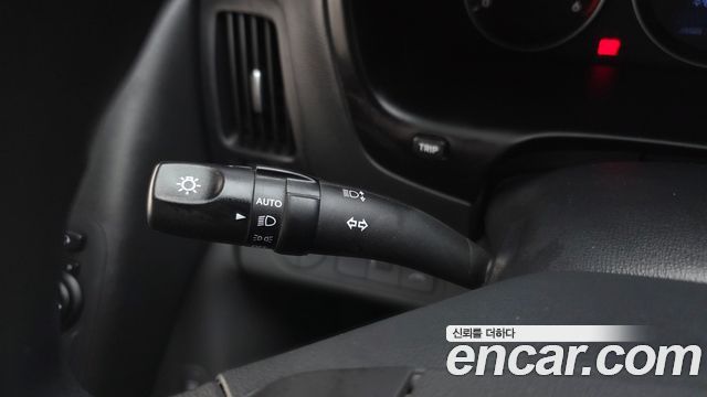 Hyundai Starex 2017 — photo 25