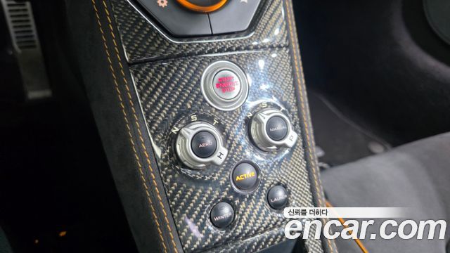 Mclaren 650S 2015 — photo 16