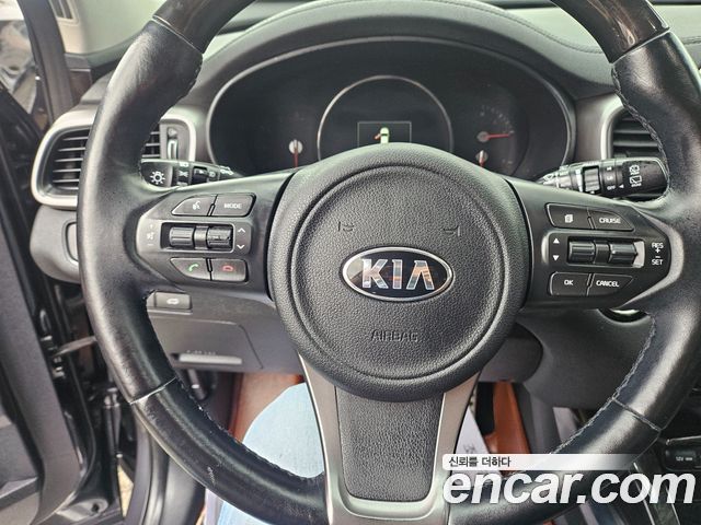 Kia Sorento 2015 — photo 13