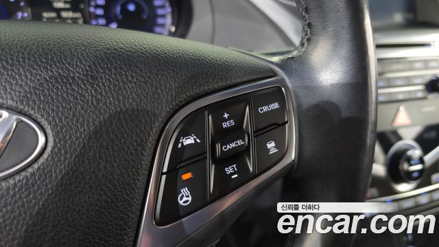 Hyundai Grandeur 2016 — photo 18