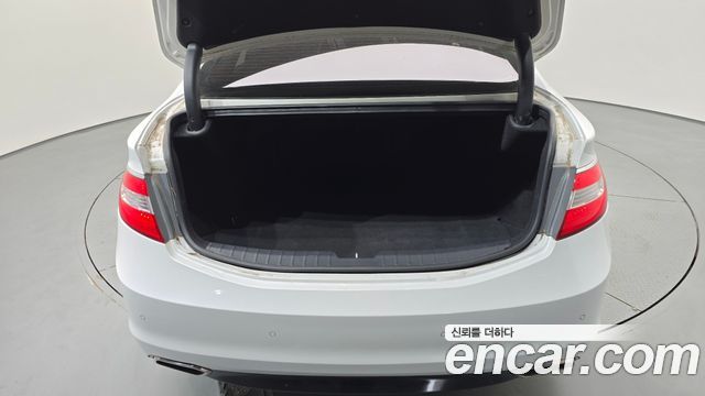 Hyundai Grandeur 2016 — photo 19