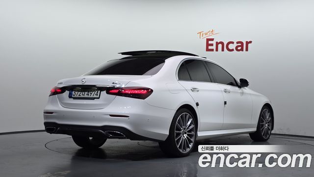 Mercedes-Benz E-Class 2021 — photo 2