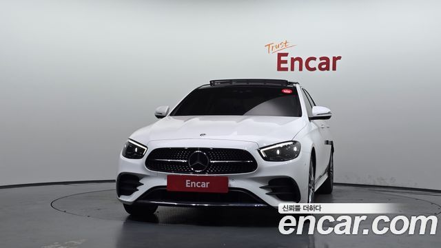 Mercedes-Benz E-Class 2021 — photo 3