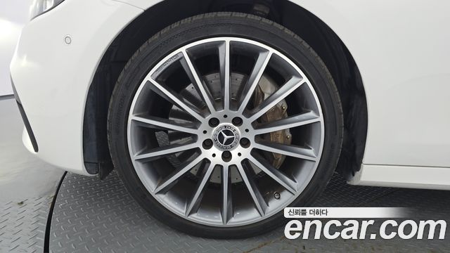 Mercedes-Benz E-Class 2021 — photo 5