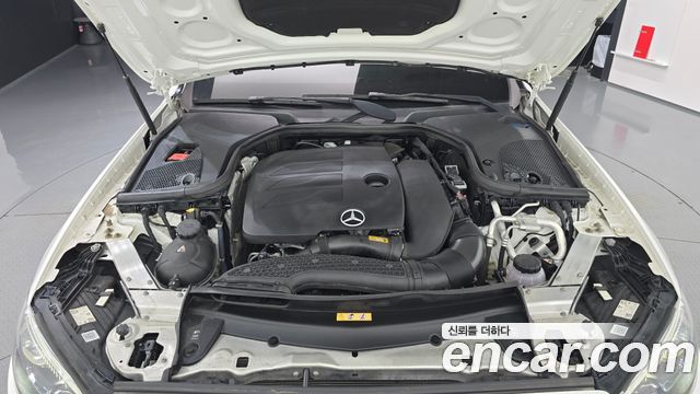 Mercedes-Benz E-Class 2021 — photo 6
