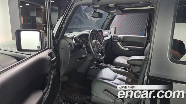Jeep Wrangler 2017 — photo 10