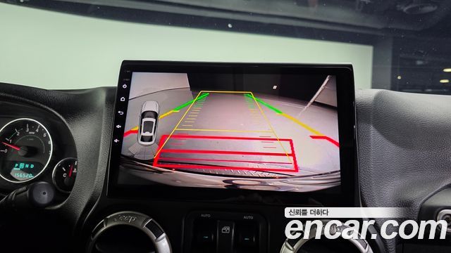 Jeep Wrangler 2017 — photo 15