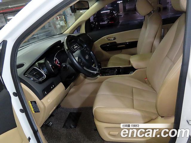 Kia Canival 2016 — photo 6