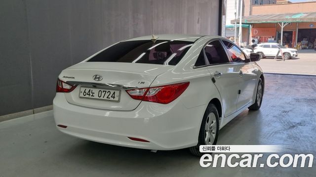Hyundai Sonata 2014 — photo 2