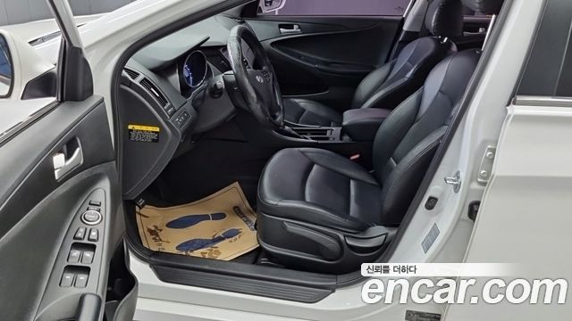 Hyundai Sonata 2014 — photo 10