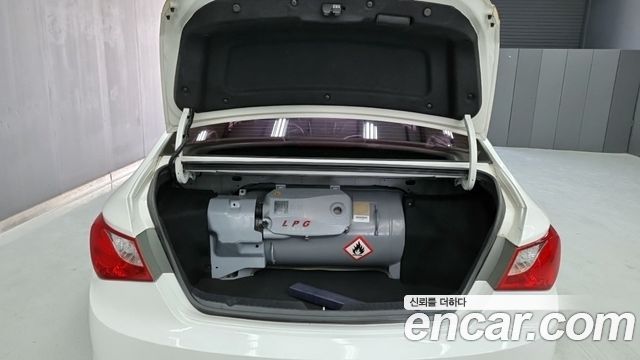 Hyundai Sonata 2014 — photo 12