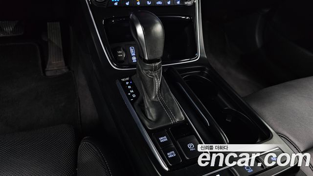 Hyundai Grandeur 2018 — photo 12