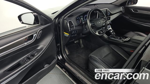 Hyundai Grandeur 2018 — photo 13