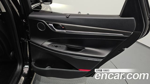 Hyundai Grandeur 2018 — photo 15