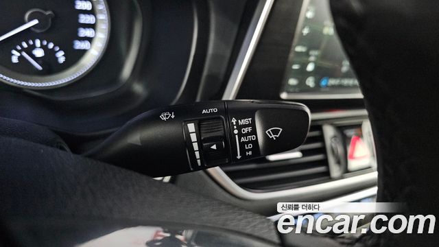 Hyundai Grandeur 2018 — photo 28