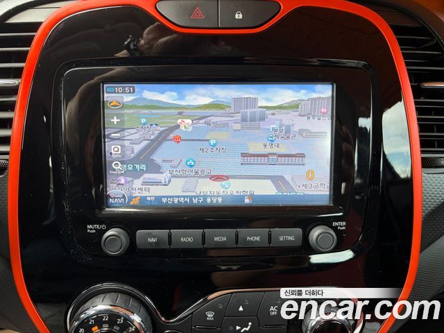 Renault Korea QM3 2015 — photo 21