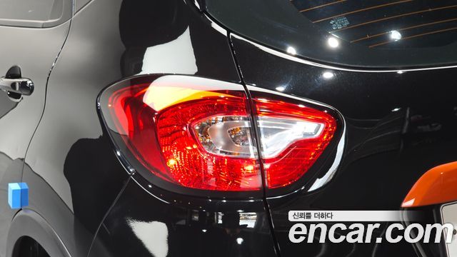 Renault Korea QM3 2015 — photo 9
