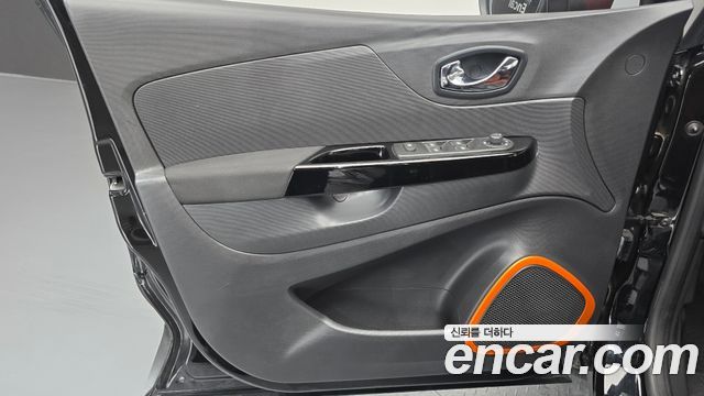 Renault Korea QM3 2015 — photo 14