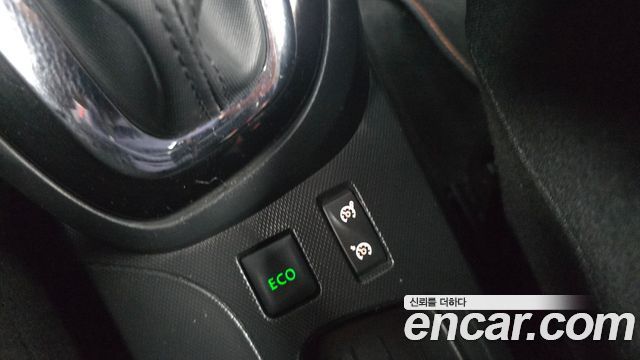 Renault Korea QM3 2015 — photo 28