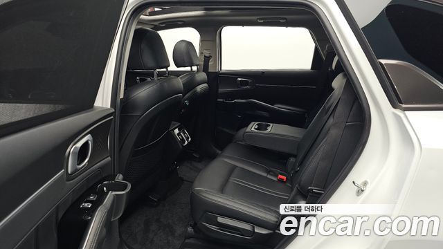 Kia Sorento 2023 — photo 18