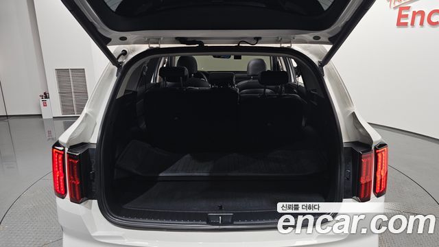 Kia Sorento 2023 — photo 26