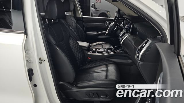 Kia Sorento 2023 — photo 16