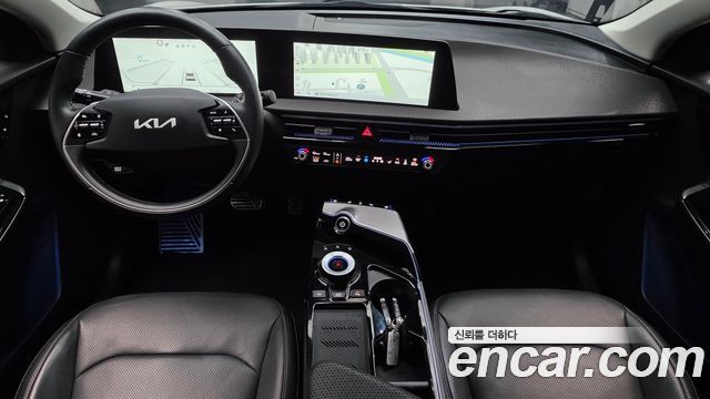 Kia EV6 2023 — photo 10