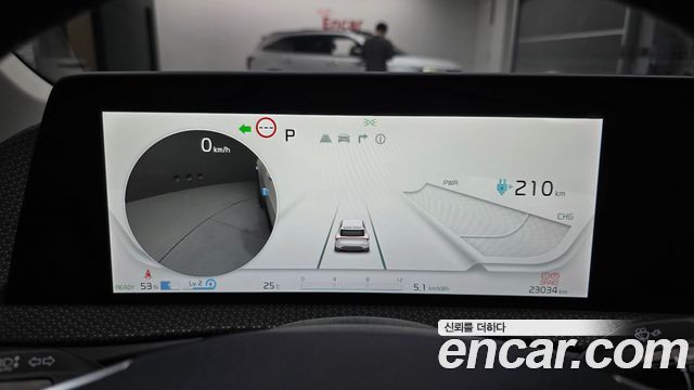 Kia EV6 2023 — photo 11