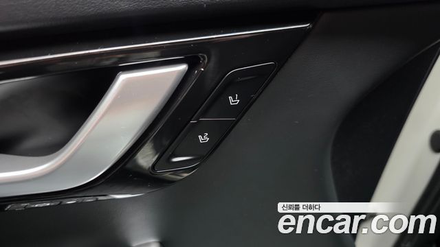 Kia EV6 2023 — photo 35