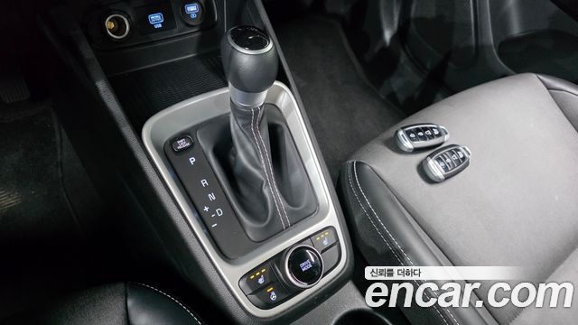 Hyundai Venue 2020 — photo 12