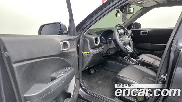 Hyundai Venue 2020 — photo 13