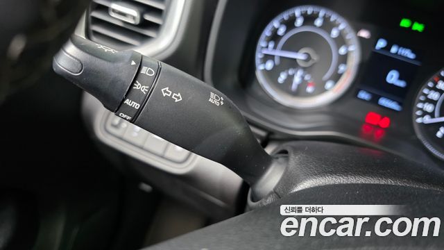 Hyundai Venue 2020 — photo 27