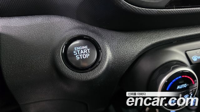 Hyundai Venue 2020 — photo 29