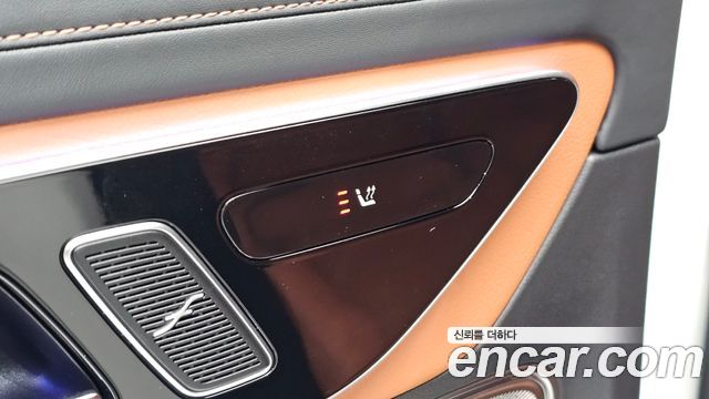 Mercedes-Benz GLC-Class 2026 — photo 30