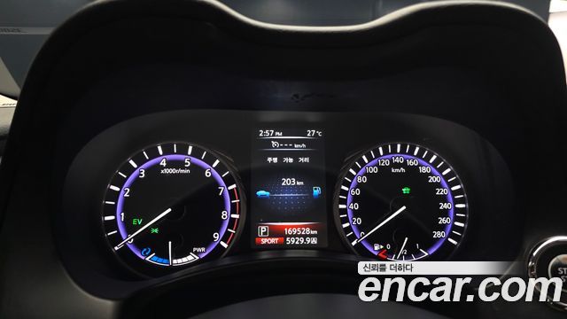 Infiniti Q50 2015 — photo 8