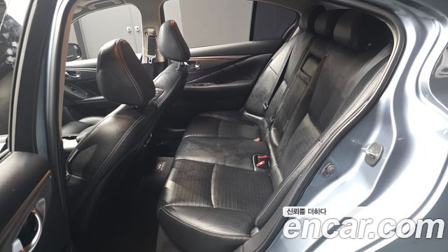 Infiniti Q50 2015 — photo 11