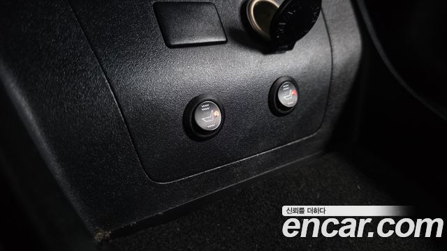 Toyota Prius 2015 — photo 22