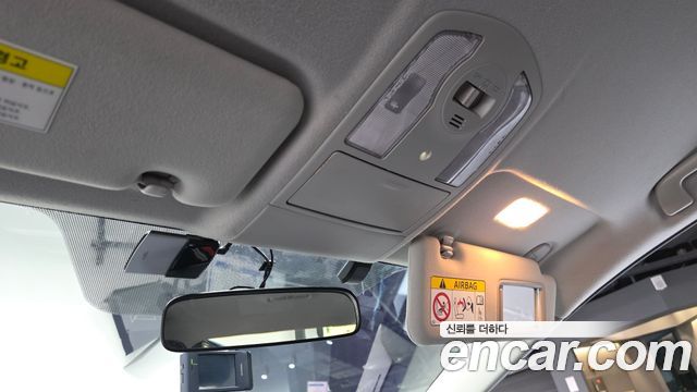 Toyota Prius 2015 — photo 25