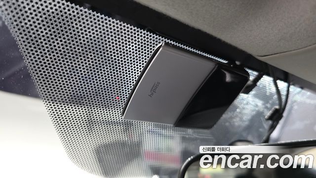 Toyota Prius 2015 — photo 32