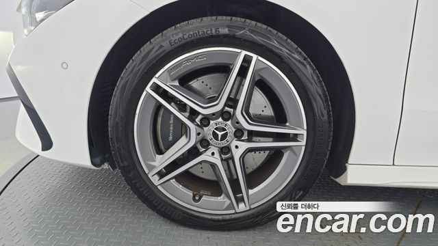 Mercedes-Benz CLA-Class 2024 — photo 5