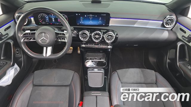 Mercedes-Benz CLA-Class 2024 — photo 10
