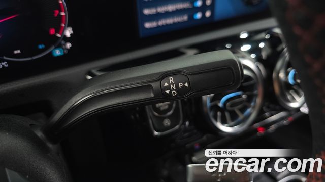 Mercedes-Benz CLA-Class 2024 — photo 12